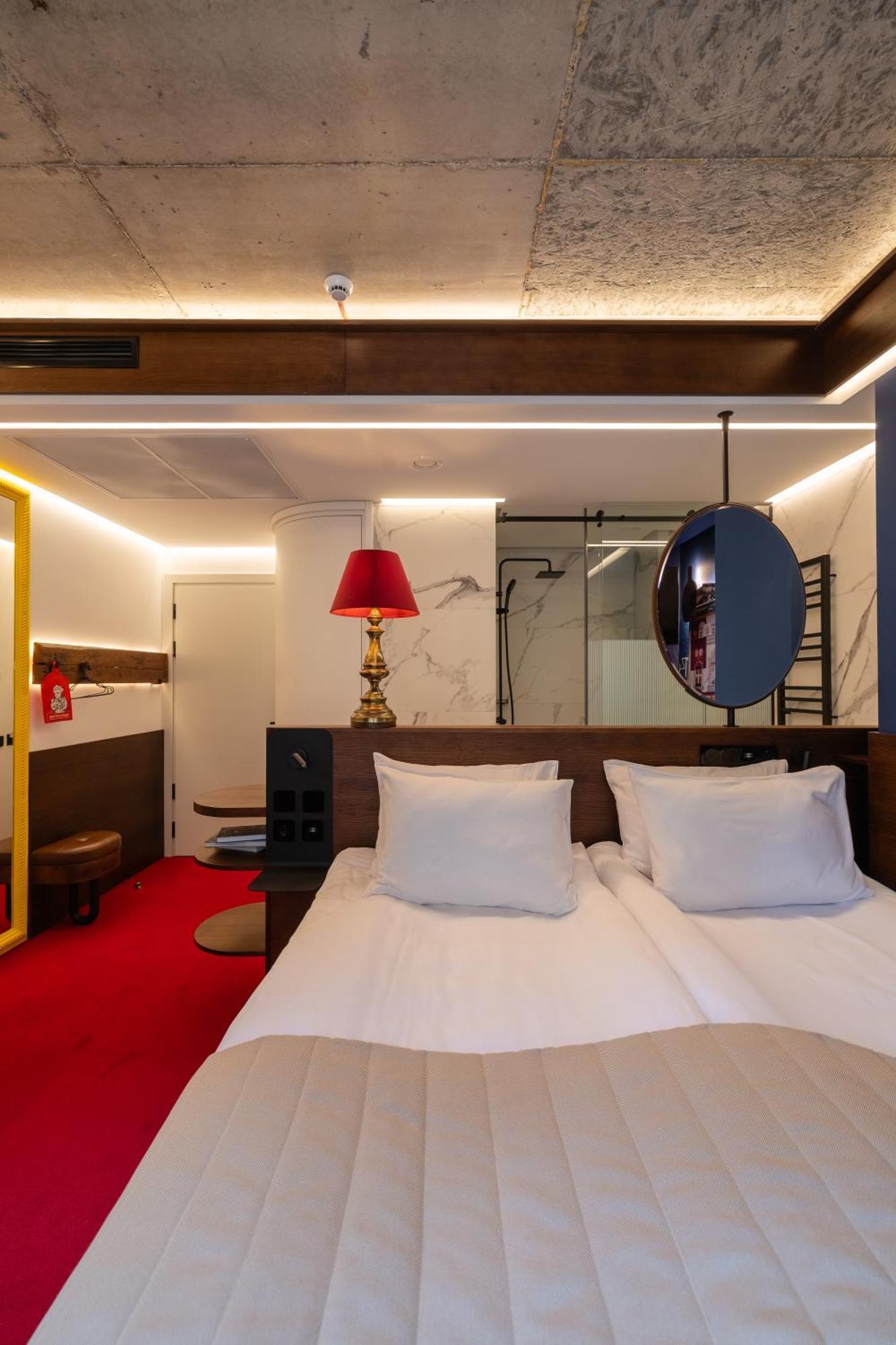 !Fest Hotel Rynok Square Lviv Exterior foto