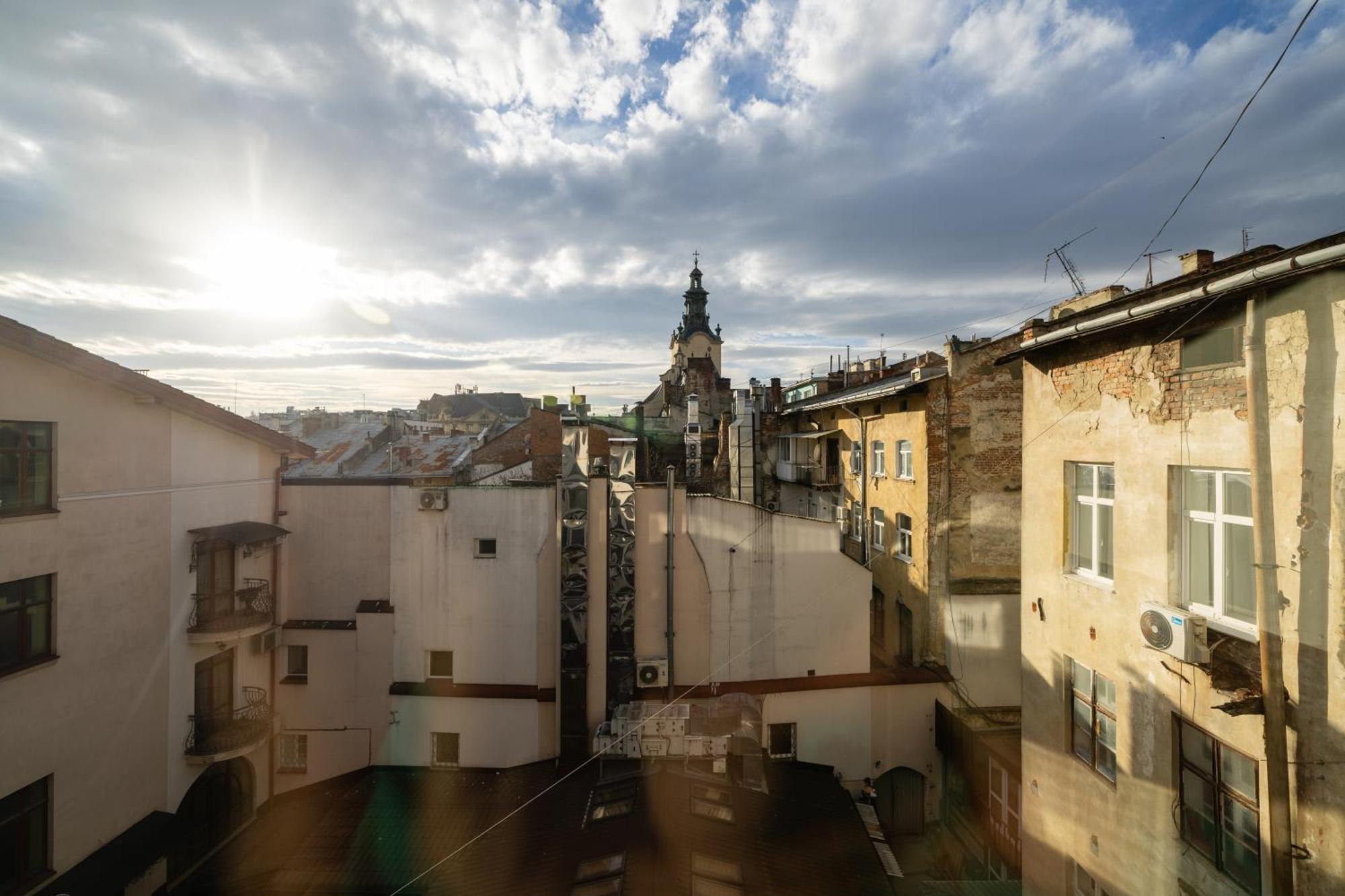 !Fest Hotel Rynok Square Lviv Exterior foto